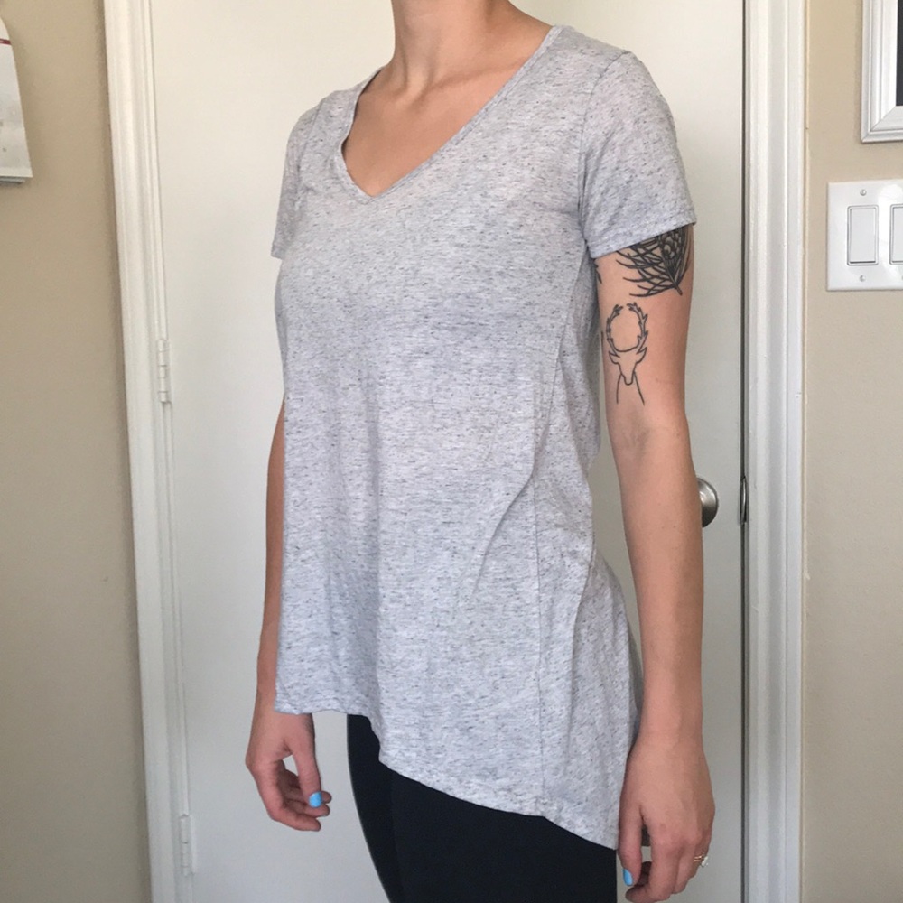 Grey high-low lounge/yoga tee